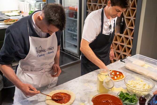 Milan Cooking Class: Authentic Pizza & Gelato Making - Wine, olive oil, and why this isn’t just food assembly
