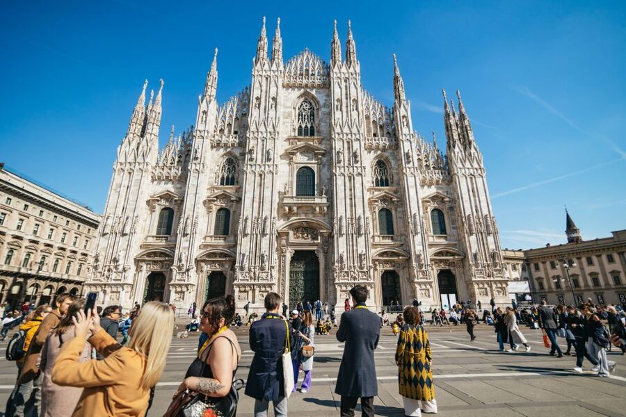 Milan: Da Vinci's Last Supper and Guided Walking Tour - Sforza Castle, where Milan’s power feels physical