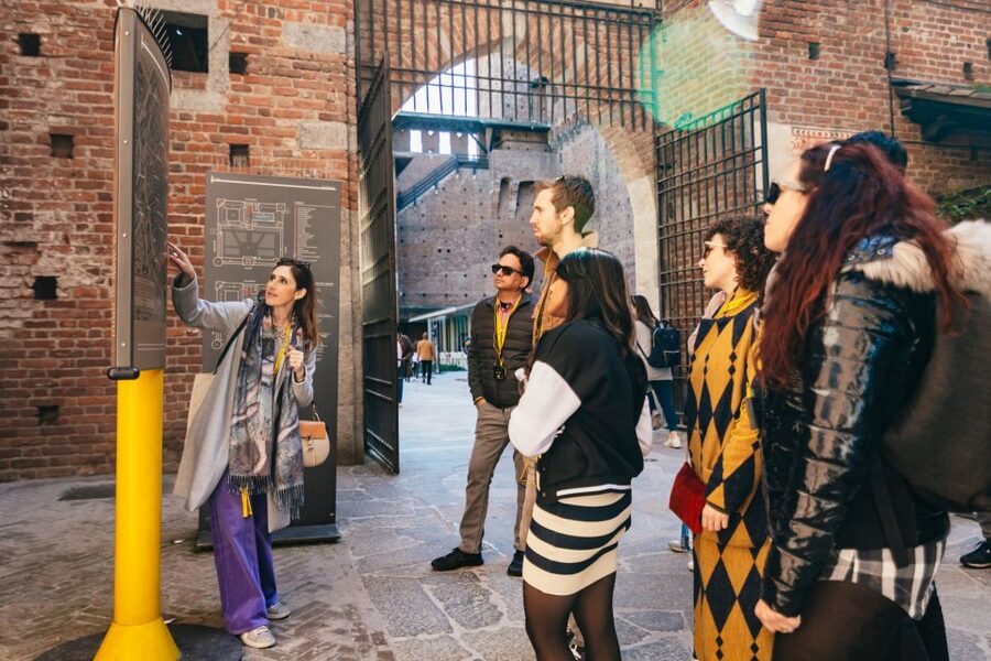 Milan: Da Vinci's Last Supper and Guided Walking Tour - Seeing the Milan Duomo from outside, and why that can be the right trade-off
