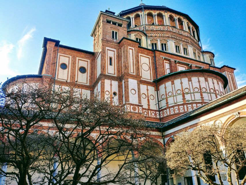 Milan: Da Vinci's Last Supper and Guided Walking Tour - Guide-led pacing, comfort, and what the headset really fixes