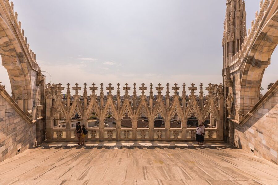 Milan Duomo and Rooftop 2-Hour Guided Tour - How the Guide Turns 3,400 Statues Into Something You Can See