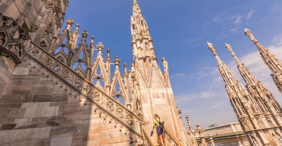 Milan Duomo and Rooftop 2-Hour Guided Tour - Rooftop Ride and the Walk Up to the Best Views