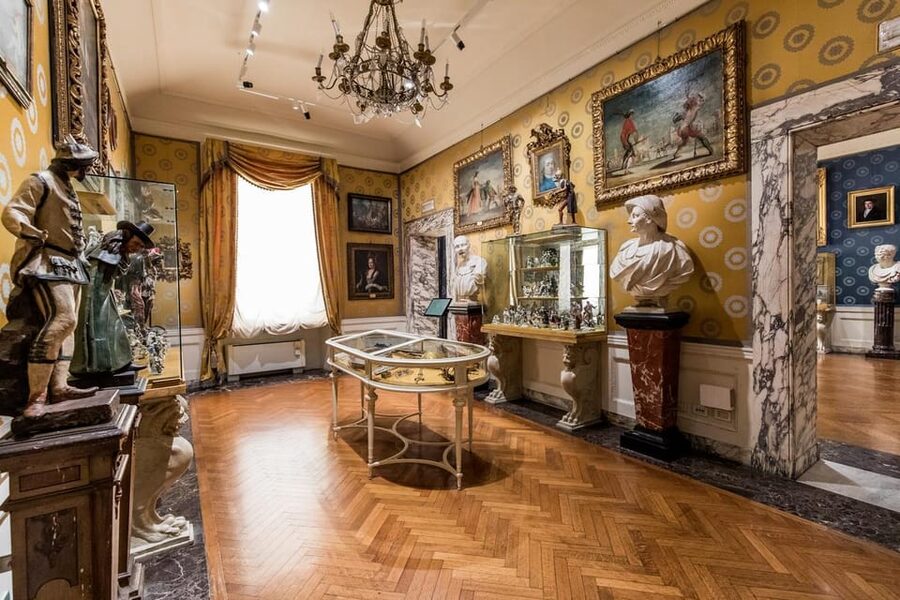Milan: Entrance Ticket to La Scala Theatre Museum - Bags, luggage, and the cloakroom rule that affects your comfort
