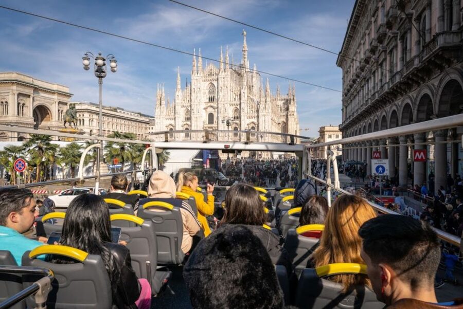 Milan: Gray Line Milan Open Tour Hop-On Hop-Off Bus Tour - Two routes, one ticket strategy: Milan Highlights vs Fashion, Design and Leisure