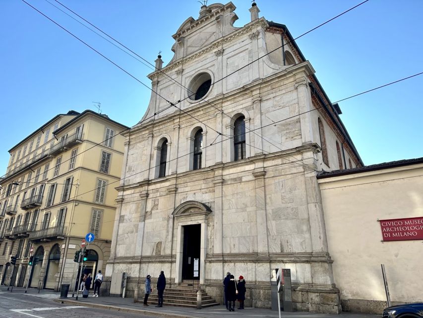 Milan: Guided Street Food Walking Tour with Food Tasting - Key things to know before you go