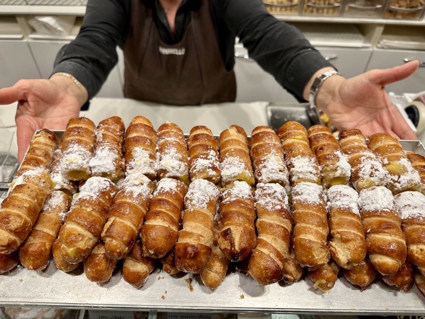 Milan: Guided Street Food Walking Tour with Food Tasting - L.O.VE. and Piazza Affari’s The Finger, yes, you’ll hit them