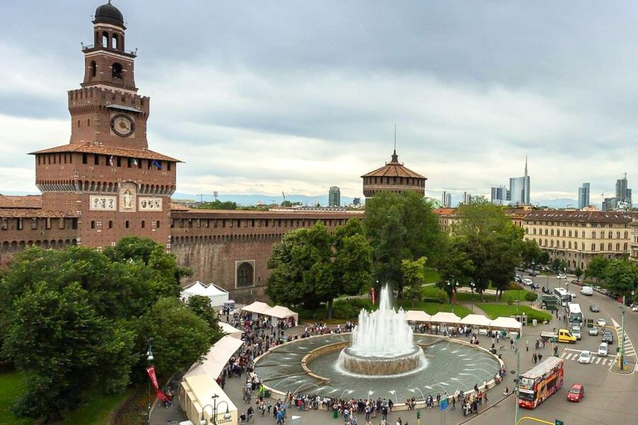 Milan: Guided Walking Tour with Duomo and the Last Supper - Leonardo’s Last Supper at Santa Maria delle Grazie, timed and less painful