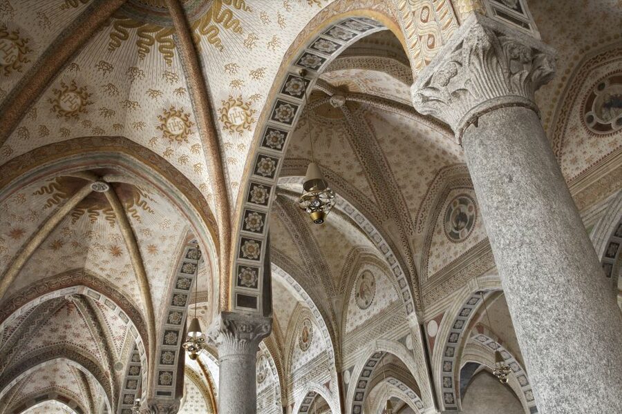Milan: Guided Walking Tour with Last Supper Skip-the-Line - The Duomo at the end: plan where to stand and what to notice