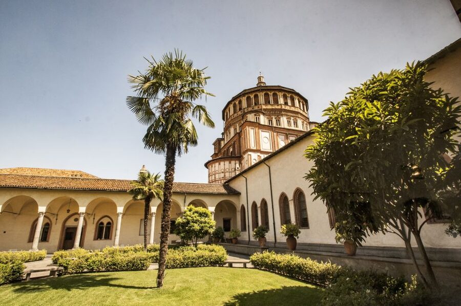 Milan: Guided Walking Tour with Last Supper Skip-the-Line - Meeting point and the pace of a 3-hour walking circuit