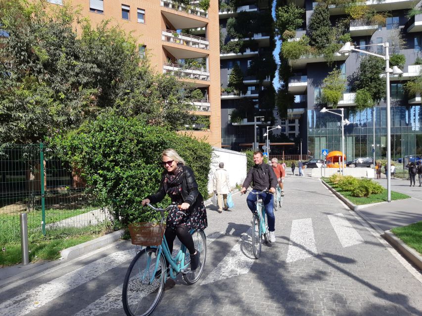 Milan: Highlights and Hidden Gems Guided Bike Tour - Brera, Pinacoteca, and the Artistic Heart of the Ride
