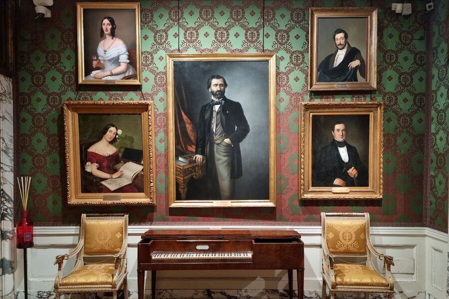 Milan: La Scala Theater and Museum Tour with Entry Tickets - Who Should Book This La Scala Theater and Museum Tour?