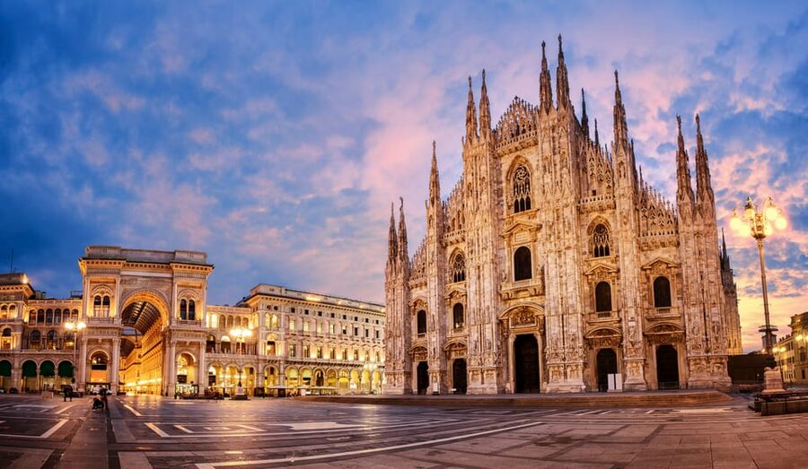Milan: Last Supper and Sforza Castle Guided Tour - After the mural: the walk to Sforza Castle
