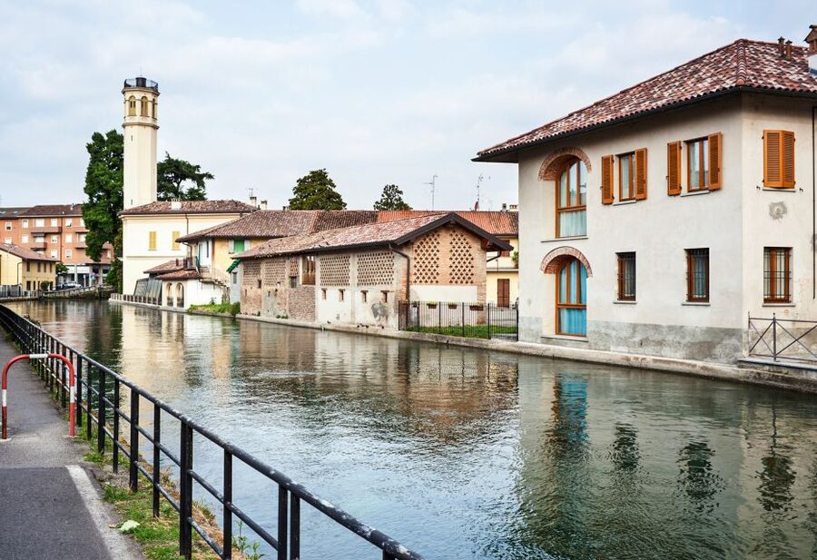 Milan: Navigli District Canal Boat Tour with Aperitivo - Navigli from the water: why this 50-minute cruise feels like a mini escape