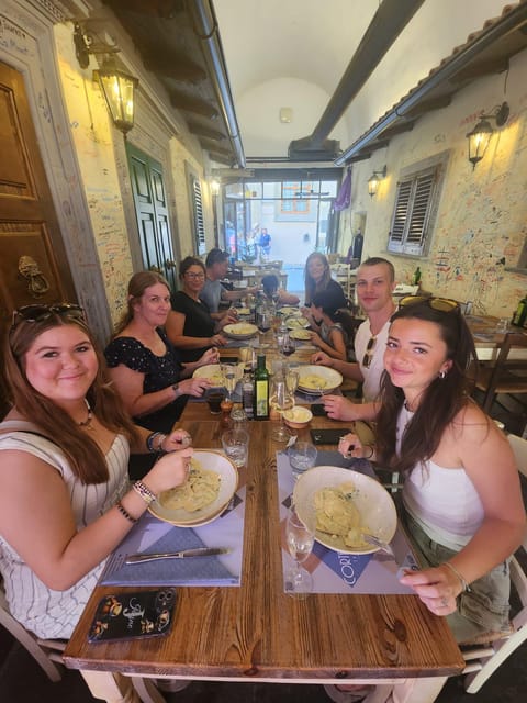 Milan: Pasta and Tiramisu Cooking Class with Wine - Prosecco welcome, restaurant backstory, and who’s running the show
