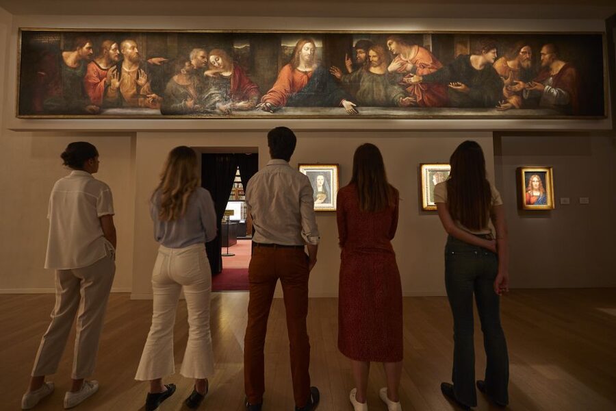 Milan: Pinacoteca Ambrosiana & da Vinci Codex Exhibition - Who should book this experience?