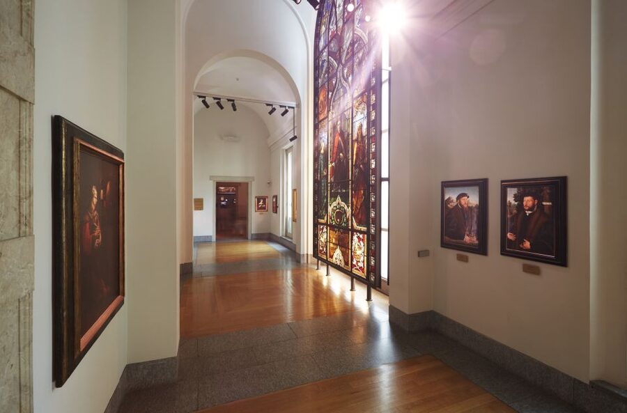 Milan: Pinacoteca Ambrosiana & da Vinci Codex Exhibition - Plan your timing for a one-day visit without rushing the best rooms