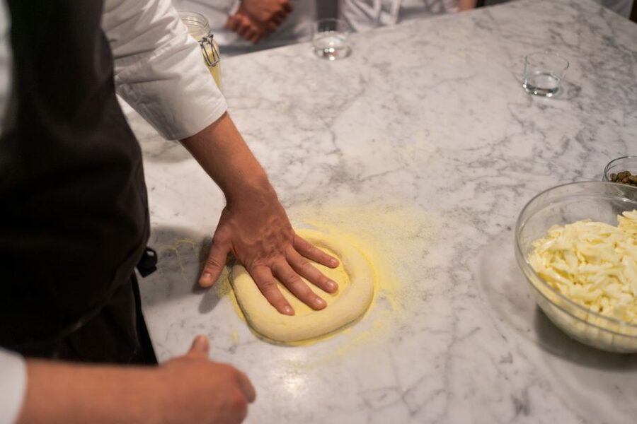 Milan: Pizza or Pasta and Gelato-Making Class with Wine - Choosing pizza or pasta: what you really commit to