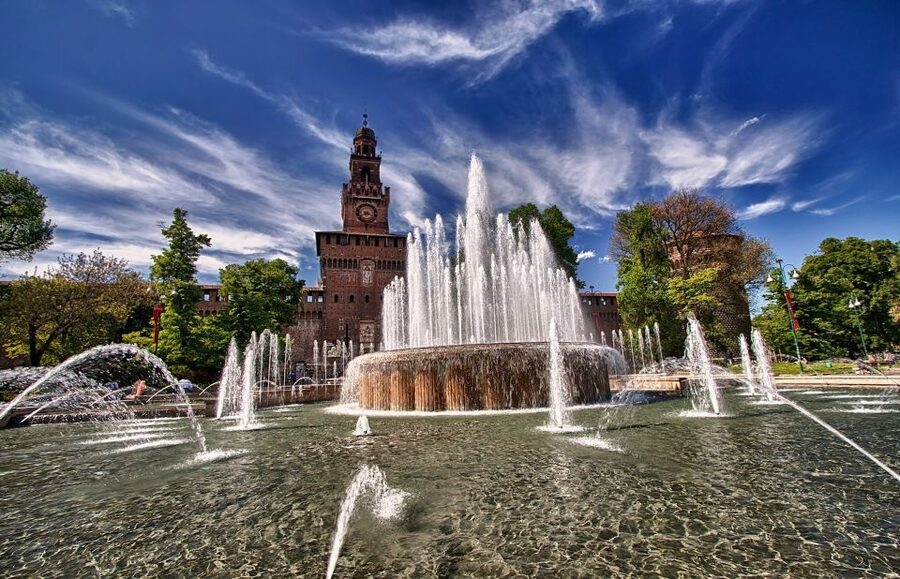 Milan: Sforza Castle and Michelangelo's Pietà Rondanini Tour - Entering Sforza Castle with tickets and headphones ready