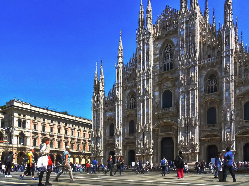 Milan: Skip-the-Line Guided Walk and "The Last Supper" - Piazza del Duomo exteriors: seeing the cathedral without booking the climb