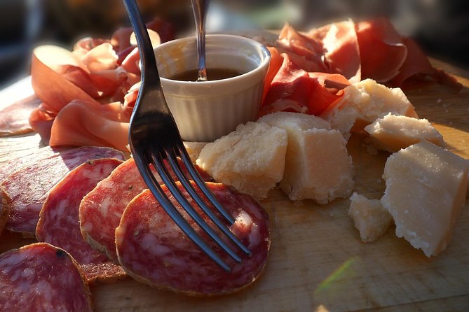 Milan: Sunset Navigli Food & Drinks Tour by Do Eat Better - Key Things That Make This Milan Aperitivo Tour Worth It