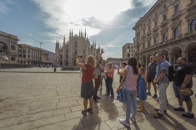 Milan Super Saver: Skip-the-Line Duomo and Rooftop Guided Tour - Optional 2-Day Hop on Hop Off Bus, A Smart Add-On if You Want More Milan