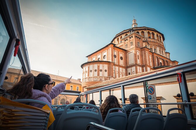 Milan Super Saver: Skip-the-Line Duomo and Rooftop Guided Tour - Facade First, Then the Skip-the-Line Entrance