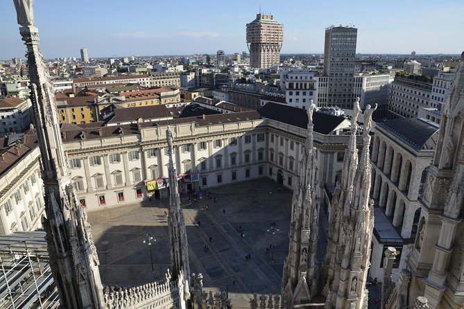 Milan Super Saver: Skip-the-line Duomo and Rooftop Tour - Weather, security rules, and other real-world timing surprises