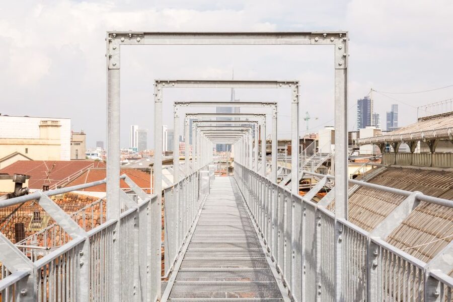 Milan: The Milan Pass City Card - Duomo Cathedral and rooftop terraces by lift: the Milan Pass highlight for many