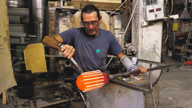 Murano: Glass Blowing Experience at Gino Mazzuccato Factory - Murano Glass Blowing at Gino Mazzuccato: What Makes It Different