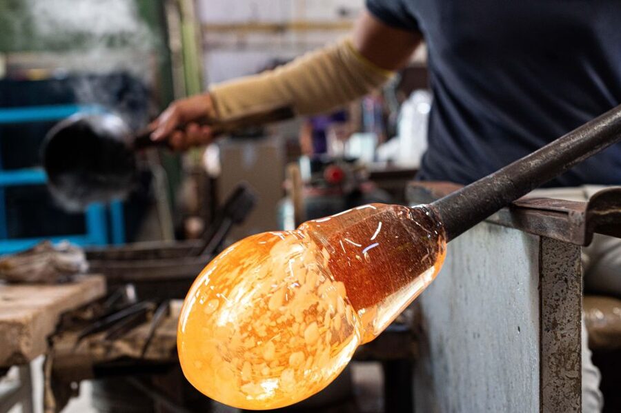 Murano: Glass Factory Experience with Tour and Demonstration - Watching the Master Blow Glass: What the Demonstration Actually Shows You