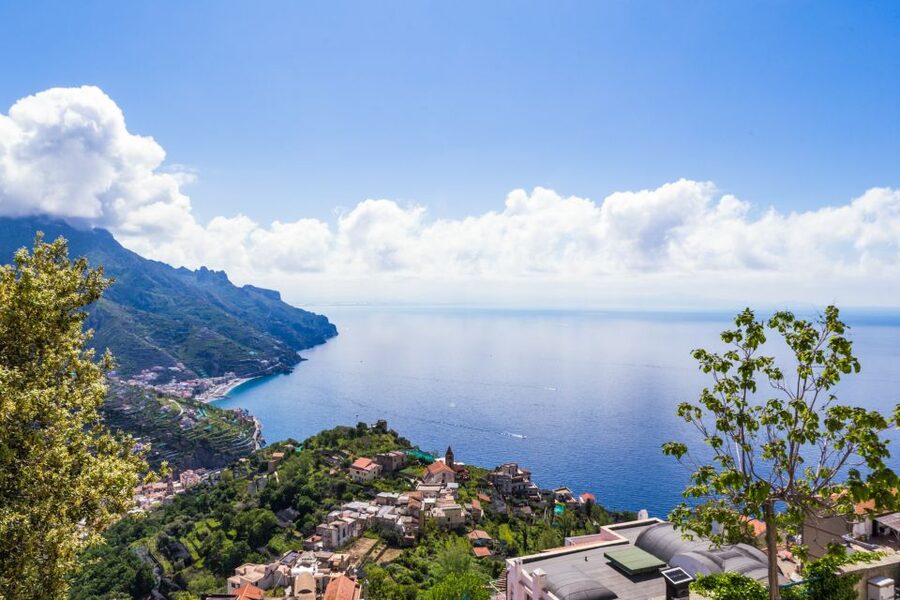 Naples: Boat Tour to Positano, Amalfi and Ravello - Positano free time: how to enjoy the pearl without getting swallowed by crowds