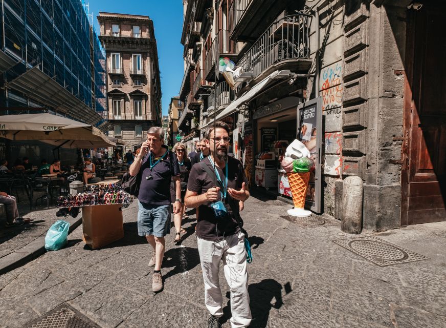 Naples: Downtown Tour with Veiled Christ & St Clare Tickets - Via San Gregorio Armeno and Via dei Tribunali: the street-level Naples path