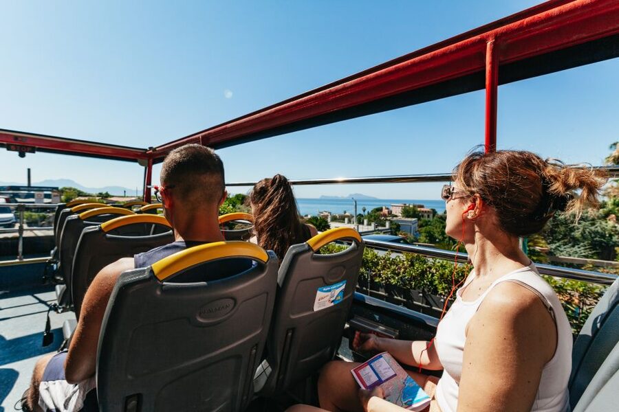 Naples: Hop-on Hop-off Bus Tour 24-Hour Ticket - Line A in the old-city direction: churches, gates, and the big museum