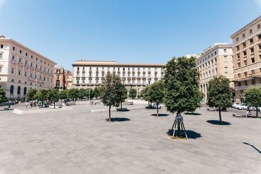 Naples: Hop-on Hop-off Bus Tour 24-Hour Ticket - Where to hop off for food, walking, and quick wins