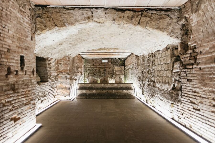 Naples: Naples Underground Entry Ticket and Guided Tour - Price and Value: What $21 Buys You Under Naples