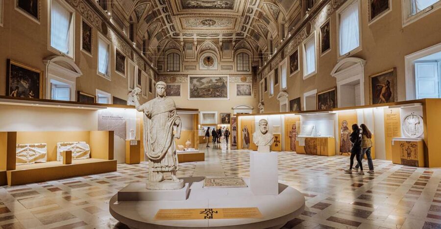 Naples: National Archaeological Museum of Naples Guided Tour - Farnese Collection, Where Roman Power Meets Greek Myth
