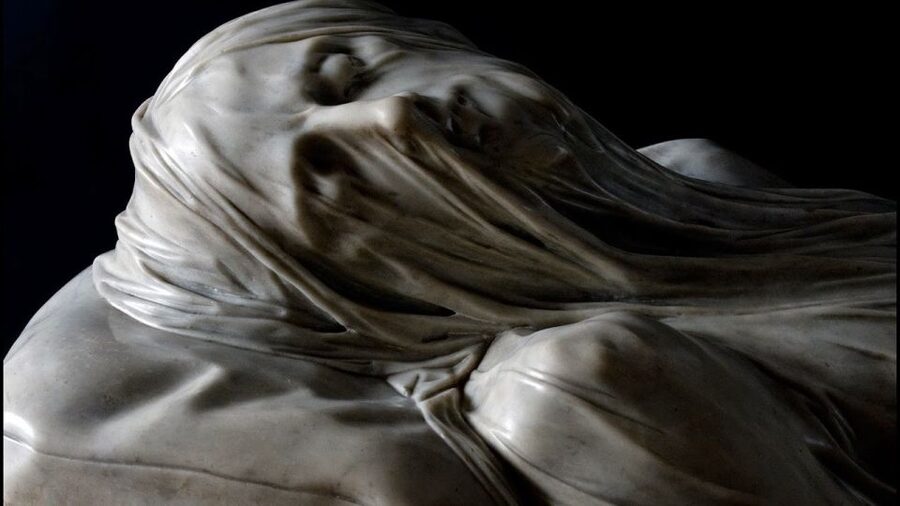 Naples: Old Town and Veiled Christ Tour - Spaccanapoli and the San Gregorio Armeno lane energy