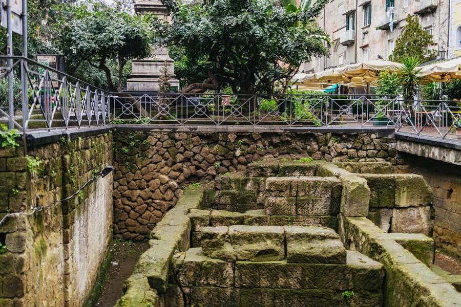 Naples: Old Town Guided Walking Tour - Spaccanapoli, Coffee Break, and the Street That Splits the Old Center