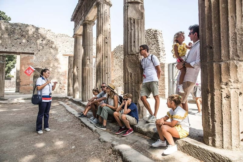 Naples or Sorrento: Full-Day Pompeii and Mount Vesuvius Tour - Pompeii free time: shops, cafés, and how to plan lunch without rushing