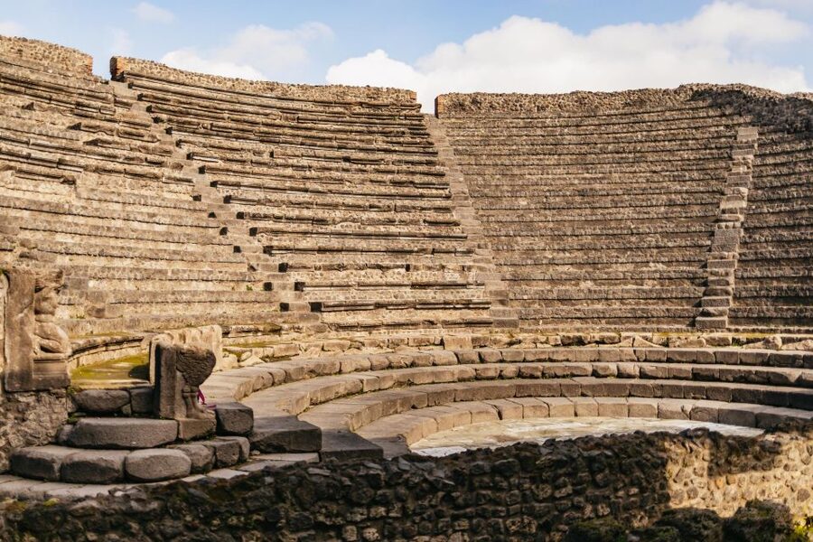 Naples: Pompeii and Mt. Vesuvius with Lunch and Wine Tasting - Mount Vesuvius Crater Trail: the hike, the payoff, and the pace