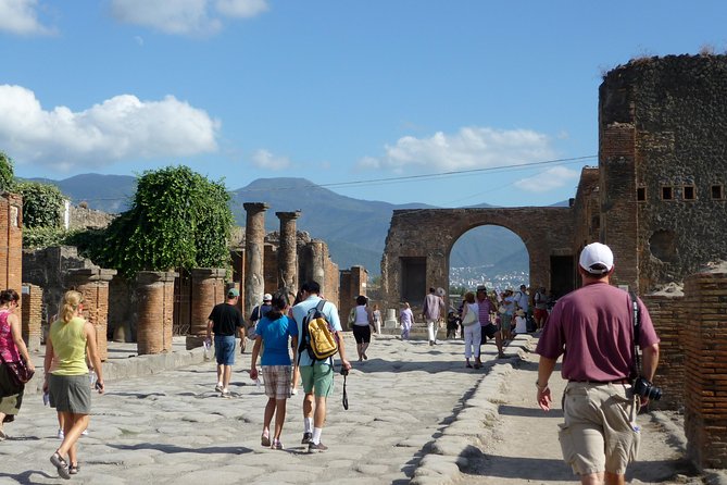 Naples: Pompeii & Mt Vesuvius All-Inclusive Small Group w/ Lunch - Key Things You’ll Notice on This Tour