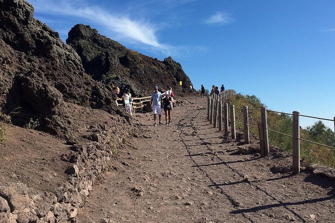 Naples: Pompeii & Mt Vesuvius All-Inclusive Small Group w/ Lunch - Timing and Group Size: When the Day Feels Long