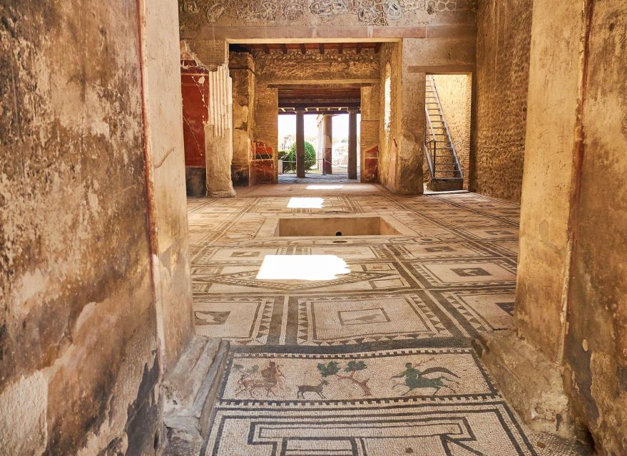 Naples: Pompeii & Mt. Vesuvius Day Trip with Tickets & Lunch - Why Pompeii plus Vesuvius is a smart Naples day trip