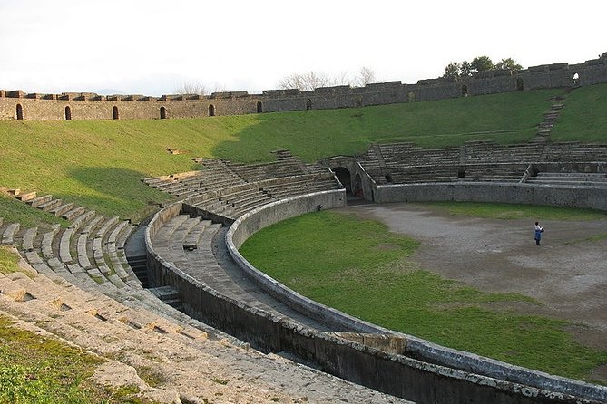 Naples Shore Excursion: Pompeii Half Day Trip from Naples - What to Pack and How to Survive Pompeii Heat (or Sudden Rain)