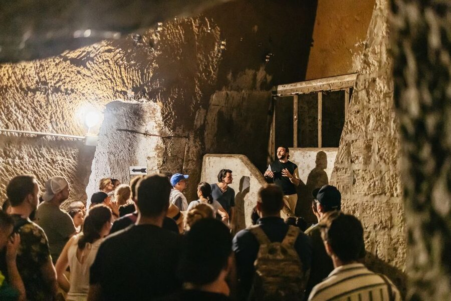 Naples: Spanish Quarters Underground Guided Tour - The Neapolitan Aqueduct Stop, Why It Changes the Whole Tour