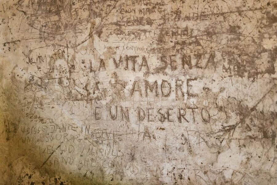 Naples: Spanish Quarters Underground Guided Tour - Price and Value for a $17 Guided Underground Entry