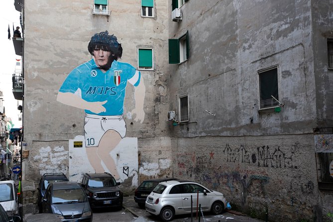 Naples Spanish Quarters Walking Tour Street Art, Folklore & Sweet - Stop 1: Quartieri Spagnoli, the Spanish grid and the street art you actually understand