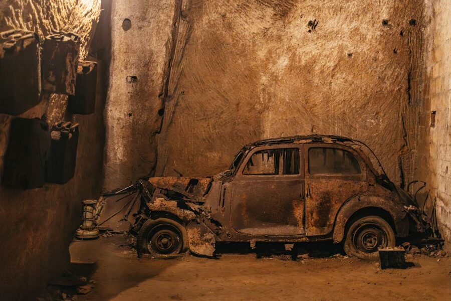 Naples: The Bourbon Tunnel Guided Tour with Entrance Ticket - Via delle Memorie: the extension that adds stairs and meaning