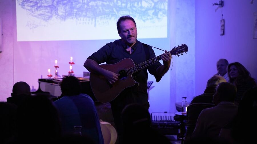 Naples: Traditional Neapolitan Music Concert - Key things to know before you go