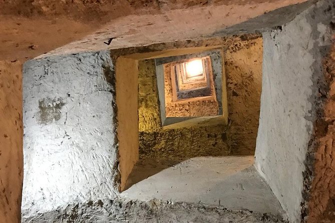 Naples Underground Spanish Quarters with Guide - Official guide energy, from Alex to Eduardo